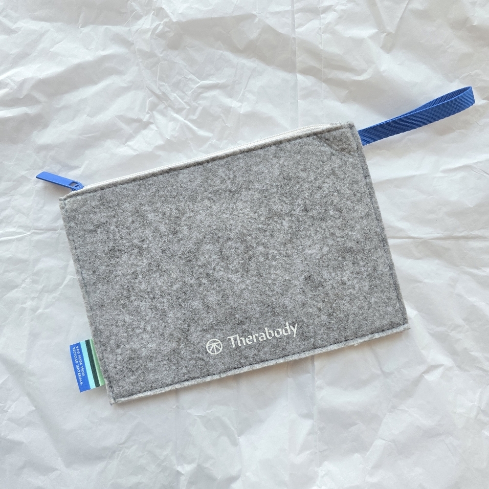 🍒 5/$20 new Therabody Felt Makeup Travel Bag Recycled Materials United Grey